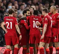 利物浦客场大胜热刺,保持领先优势 利物浦客场大胜热刺,保持领先优势