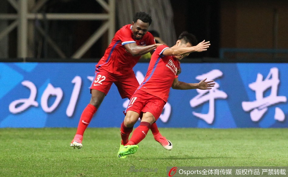 关于重庆力帆迎战广州富力，谁能击败对手？的信息